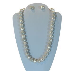 Vintage Fresh Water Cultured Pearl Necklace 17" Magnetic Clasp Post Earrings